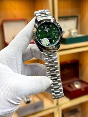 RLX Silver Classic Watch – Black Dial, Crystal Markers & Jubilee Bracelet Hover Image